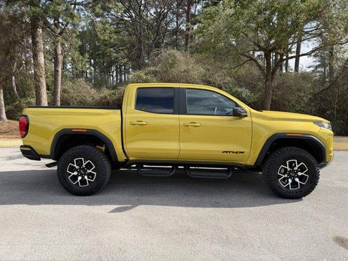 2024 GMC Canyon AT4X