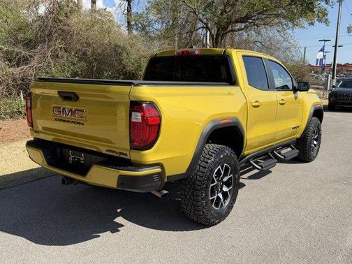 2024 GMC Canyon AT4X