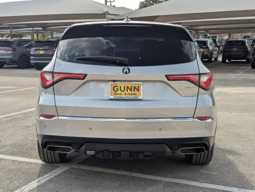 2023 Acura MDX 
