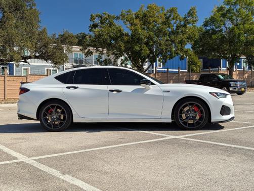 2023 Acura TLX 