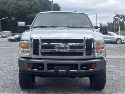 Silver Clearcoat Metallic 2008 Ford F-350 Lariat