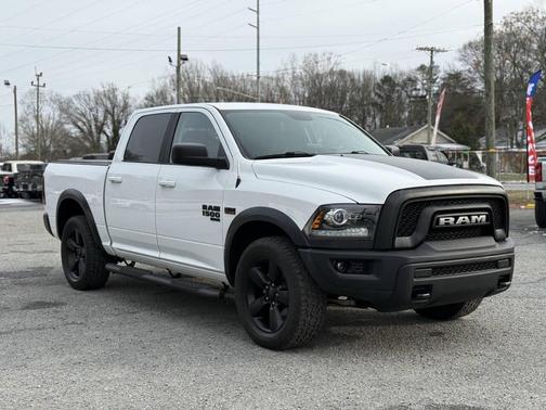 2019 RAM 1500 Classic Warlock Crew Cab 4x4 5'7' Box