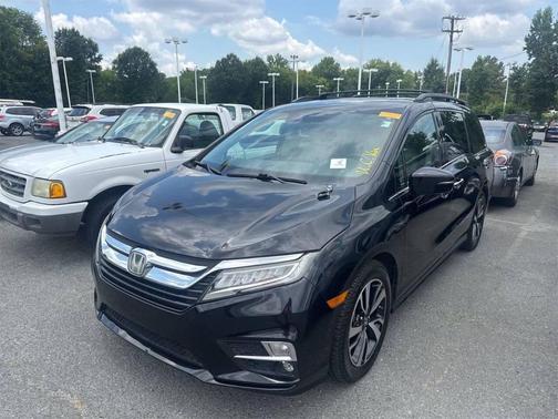 Black 2018 Honda Odyssey Elite