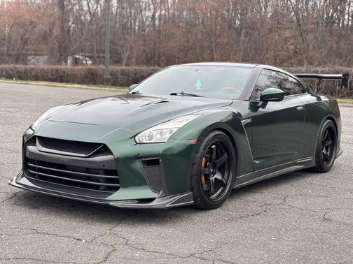 2016 Nissan GT-R Black Edition