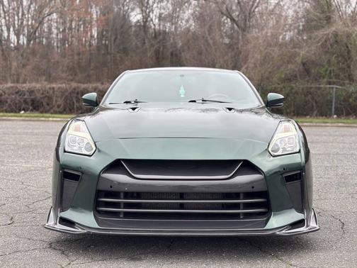 2016 Nissan GT-R Black Edition