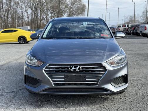2020 Hyundai Accent SE