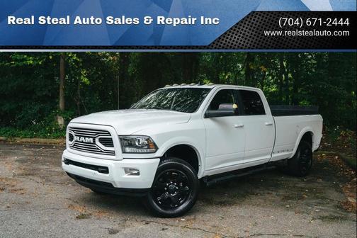 2018 RAM 3500 Laramie Crew Cab 4x4 8' Box