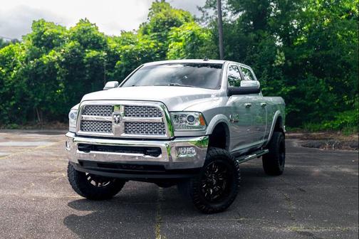 2016 RAM 2500 Laramie
