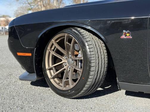 2015 Dodge Challenger R/T Scat Pack