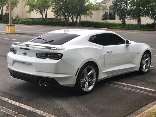 Summit White 2019 Chevrolet Camaro 1SS