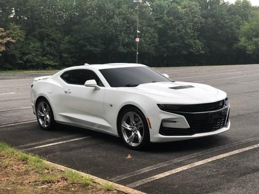 Summit White 2019 Chevrolet Camaro 1SS
