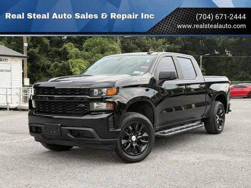 Black 2019 Chevrolet Silverado 1500 Custom