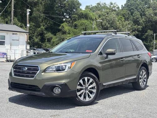 Wilderness Green Metallic 2017 Subaru Outback 3.6R Touring