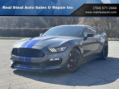 2016 Ford Shelby GT350 Base