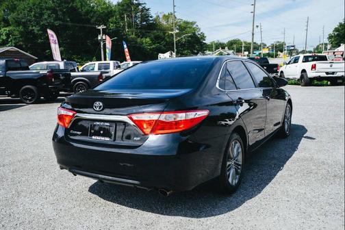 2016 Toyota Camry XLE