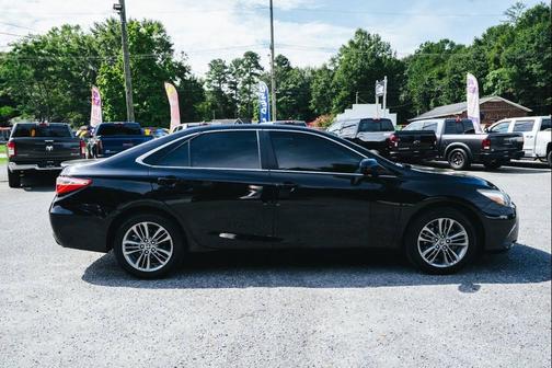 2016 Toyota Camry XLE