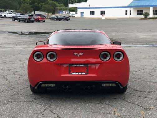 Red 2006 Chevrolet Corvette Base