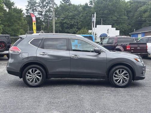 Gun Metallic 2015 Nissan Rogue SL