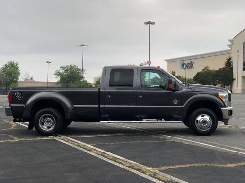 Pewter 2016 Ford F-350 Lariat