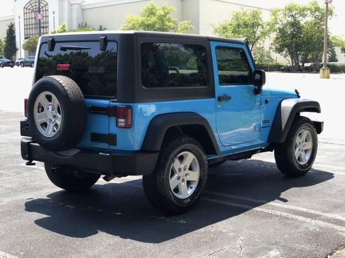 Chief Clearcoat 2017 Jeep Wrangler Sport