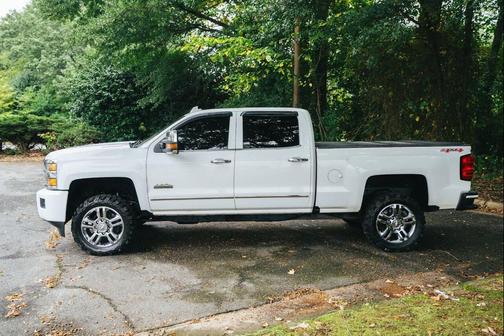 2016 Chevrolet Silverado 2500 High Country