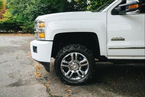 2016 Chevrolet Silverado 2500 High Country