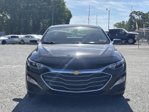 Mosaic Black Metallic 2022 Chevrolet Malibu FWD LT