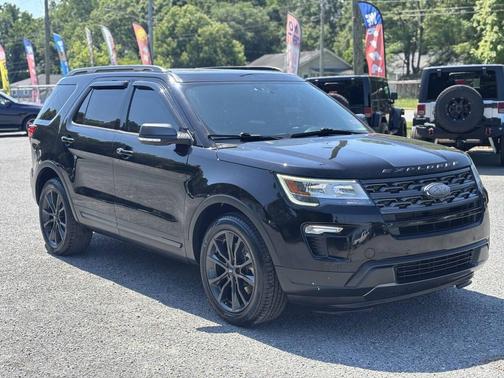 Shadow Black 2018 Ford Explorer XLT