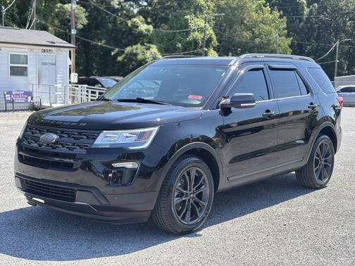 Shadow Black 2018 Ford Explorer XLT