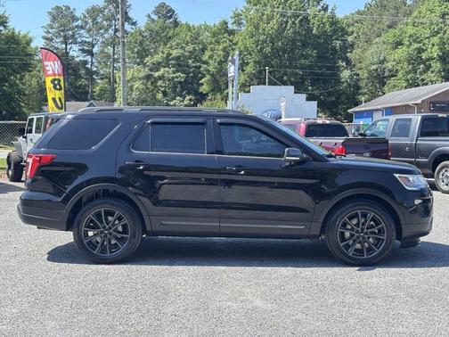 Shadow Black 2018 Ford Explorer XLT