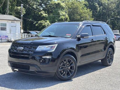 Shadow Black 2018 Ford Explorer XLT