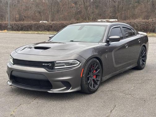 2016 Dodge Charger SRT Hellcat