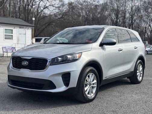 2019 Kia Sorento LX