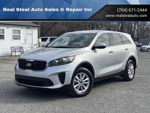 2019 Kia Sorento LX