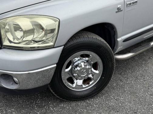 2007 Dodge Ram 2500 SLT Mega Cab
