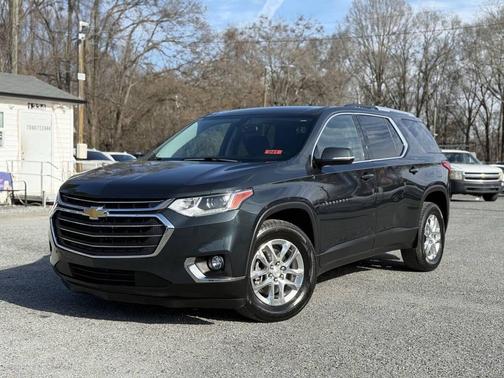 2018 Chevrolet Traverse LT Cloth