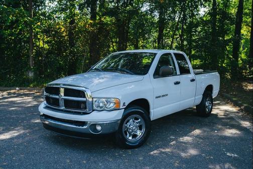 2004 Dodge Ram 2500 SLT Quad Cab