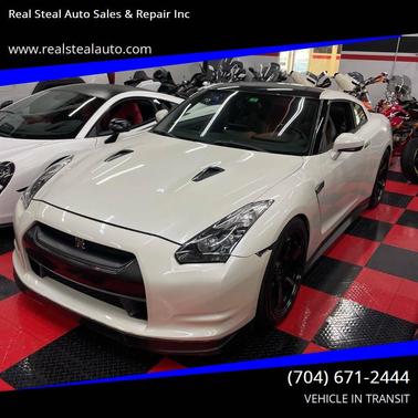 2011 Nissan GT-R Premium