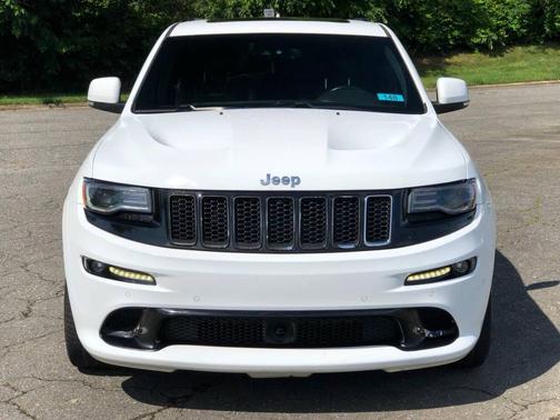 Bright White Clearcoat 2016 Jeep Grand Cherokee SRT