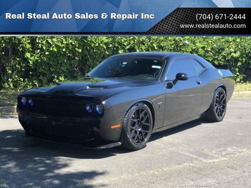 Pitch Black Clearcoat 2018 Dodge Challenger R/T