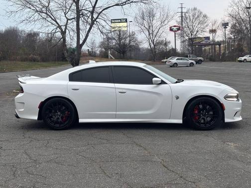 2016 Dodge Charger SRT Hellcat