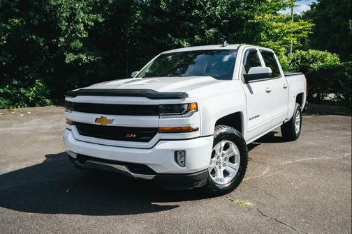 2017 Chevrolet Silverado 1500 2LT
