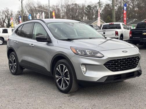 2021 Ford Escape SEL