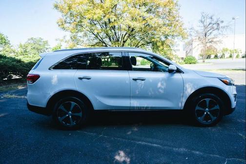 2017 Kia Sorento EX