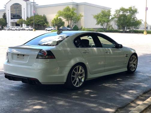 White Hot 2009 Pontiac G8 GXP