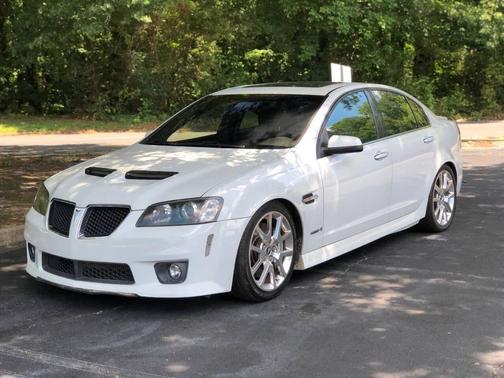 White Hot 2009 Pontiac G8 GXP
