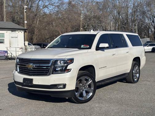 2017 Chevrolet Suburban LT