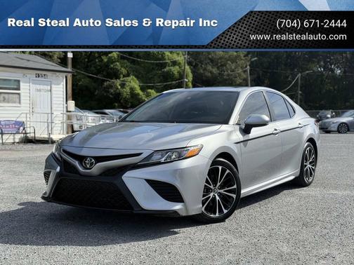 2019 Toyota Camry SE