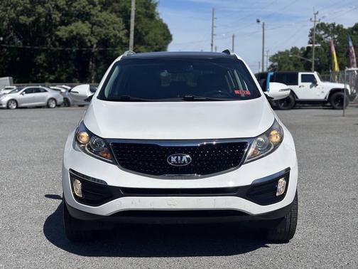Clear White 2016 Kia Sportage EX