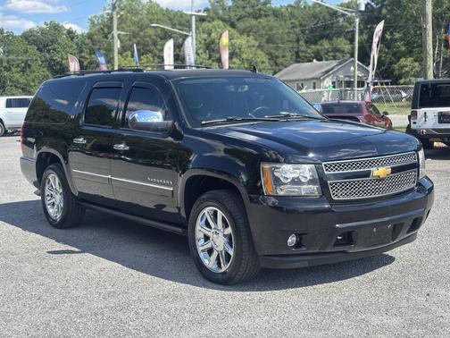 Black 2014 Chevrolet Suburban 1500 LTZ